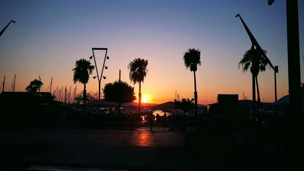 Aura Apartment Alghero Italy